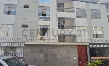 Amplio Dúplex en Chorrillos - Zona Matellini: Tu próximo hogar