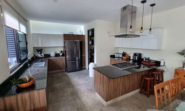 Casa en Residencial Arbolada