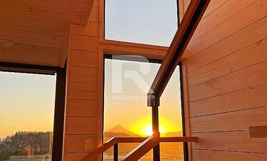 ESPECTACULAR CASA CON VISTA VOLCANES EN LLANQUIHUE