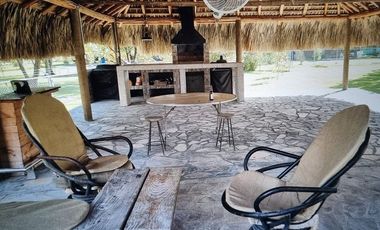 QUINTA EN VENTA EN FRACC. CAMPESTRE PROVIDENCIA. CADEREYTA