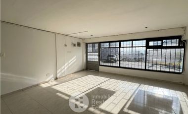 Local en arriendo, barrio Palogrande, Manizales.