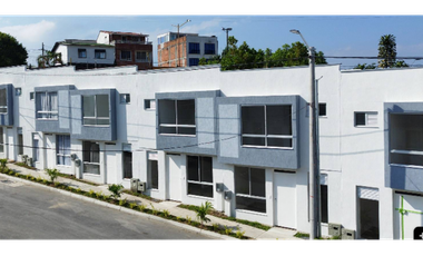 VENTA CASA CENTRAL EN CONJUNTO CERRADO