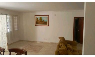 Casa Multifamiliar Ubicación central - 005K