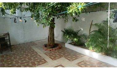 Casa Multifamiliar Ubicación central - 005K