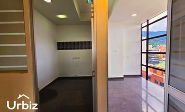 Arriendo Oficina de 357 m² con Terraza en último piso en Chico