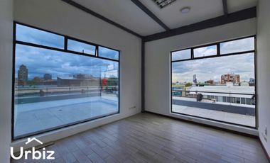 Arriendo Oficina de 357 m² con Terraza en último piso en Chico