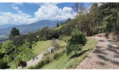 Vendo hermosa finca con SUPERVISTA en Girardota, Loma Los Ochoa