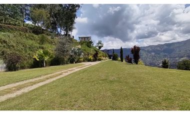 Vendo hermosa finca con SUPERVISTA en Girardota, Loma Los Ochoa