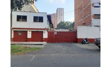 Parqueadero en Arriendo, Los Colores, Medellin 600 m2