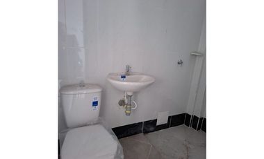 BODEGA-PARQUEADERO CON APARTAMENTOS VILLAVICENCIO