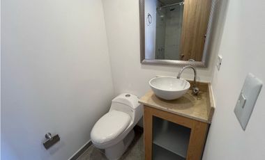 Vend apartamento estrenar cerca Parmalat.