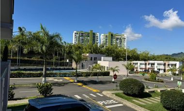CASA EN VENTA EN LA MACARENA
