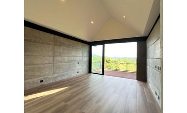 Espectacular casa para estrenar en El Retiro