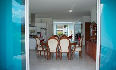 VENTA CASA DE CAMPO DENTRO DE CONDOMINIO EN CHINAUTA CUNDINAMARCA