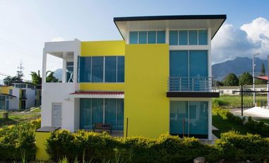 VENTA CASA DE CAMPO DENTRO DE CONDOMINIO EN CHINAUTA CUNDINAMARCA