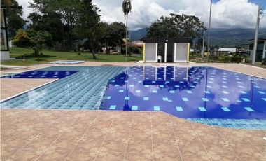 VENTA CASA DE CAMPO DENTRO DE CONDOMINIO EN CHINAUTA CUNDINAMARCA