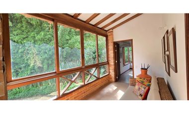 Casa campestre ubicada en el municipio de Rionegro, Antioquia.