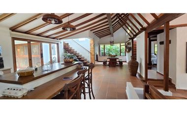 Casa campestre ubicada en el municipio de Rionegro, Antioquia.