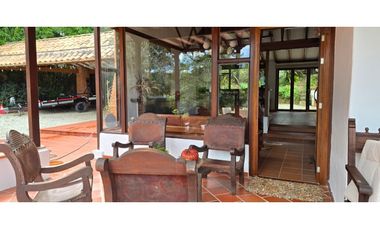 Casa campestre ubicada en el municipio de Rionegro, Antioquia.