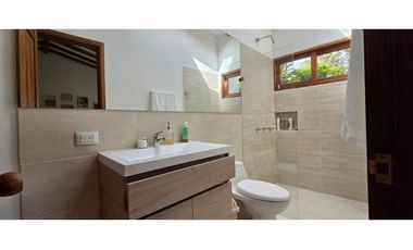 Casa campestre ubicada en el municipio de Rionegro, Antioquia.