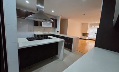 SE ARRIENDA APARTAMENTO EN CONJUNTO RESERVA DE LA SIERRA USAQUEN