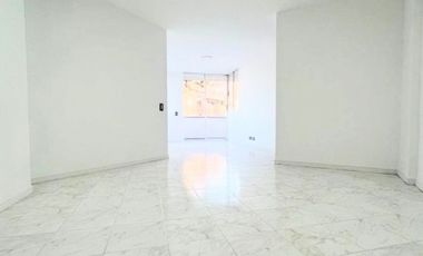 Apartamento en Venta Poblado Yarumos 84m² 3 Hab 2 Garajes