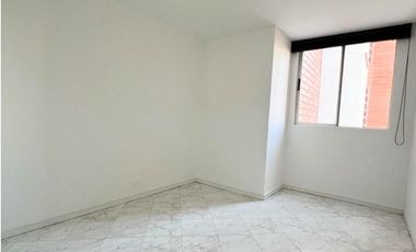 Apartamento en Venta Poblado Yarumos 84m² 3 Hab 2 Garajes