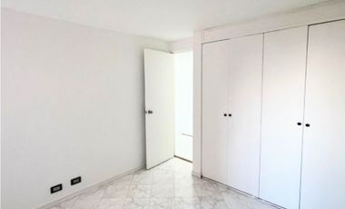 Apartamento en Venta Poblado Yarumos 84m² 3 Hab 2 Garajes