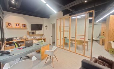 Venta Oficina Castropol con muy buena ubicación