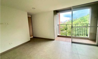 Se arrienda apartamento en Sabaneta