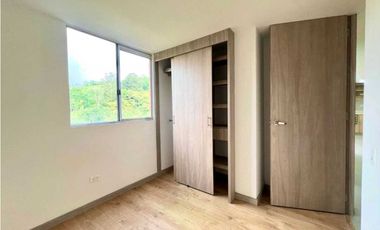Se arrienda apartamento en Sabaneta