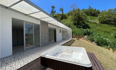 Casa en conjunto en arriendo, San Bernardo del Viento, Manizales