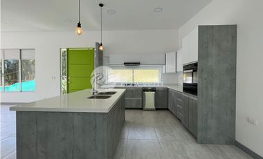 Casa en conjunto en arriendo, San Bernardo del Viento, Manizales