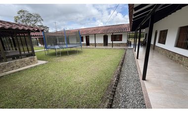 VENTA DE FINCA EN MONTENEGRO, QUINDO, COLOMBIA
