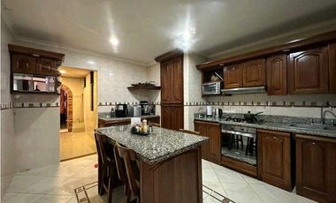 Venta Casa Cola Del Zorro Poblado Medellín