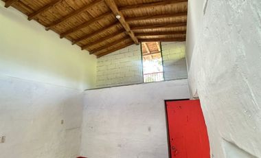 FINCA EN VENTA EN EL RETIRO VEREDA EL CHUSCAL.