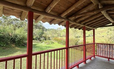 FINCA EN VENTA EN EL RETIRO VEREDA EL CHUSCAL.