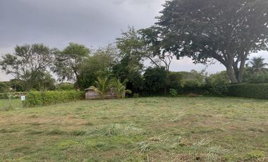 VENDO LOTE EN CONDOMINIO EN 1500 MTRS