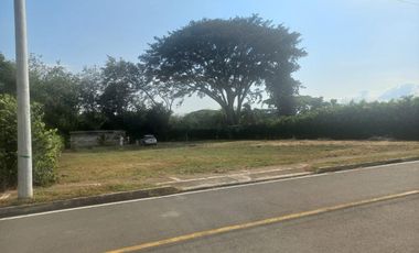 VENDO LOTE EN CONDOMINIO EN 1500 MTRS