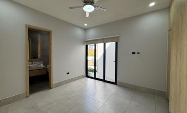 CASA DE UN NIVEL EN VENTA EN MARINA DE PUNTA TIBURÓN