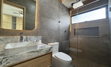 CASA DE UN NIVEL EN VENTA EN MARINA DE PUNTA TIBURÓN