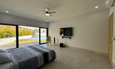 CASA DE UN NIVEL EN VENTA EN MARINA DE PUNTA TIBURÓN