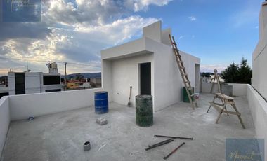 Casa en venta con cuatro recamaras y terraza en Tlaxcala
