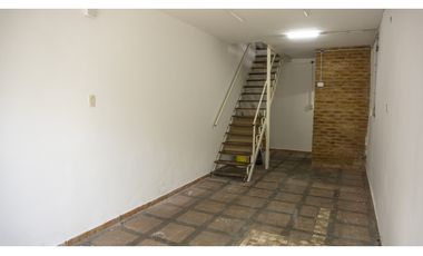Venta | Importante inmueble sobre esquina | Rentabilidad asegurada.