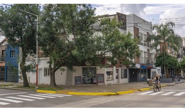 Venta | Importante inmueble sobre esquina | Rentabilidad asegurada.