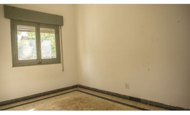 Venta | Importante inmueble sobre esquina | Rentabilidad asegurada.
