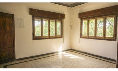 Venta | Importante inmueble sobre esquina | Rentabilidad asegurada.