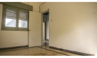 Venta | Importante inmueble sobre esquina | Rentabilidad asegurada.