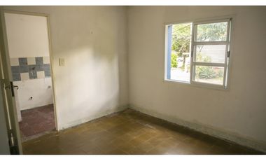 Venta | Importante inmueble sobre esquina | Rentabilidad asegurada.
