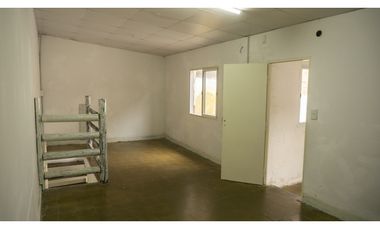 Venta | Importante inmueble sobre esquina | Rentabilidad asegurada.
